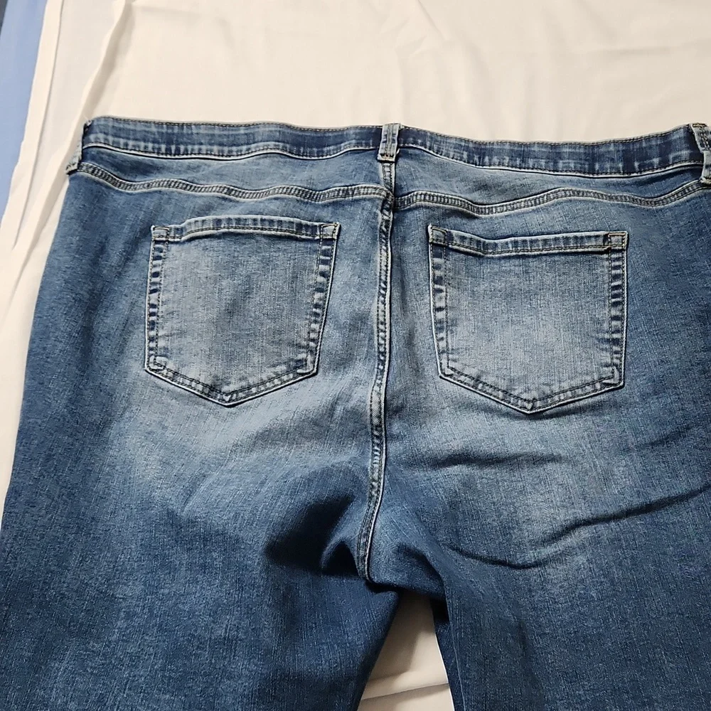 TORRID SKY HIGH KICK BOOT- CAPRIS. 20 SHORT. Like New - Picture 2 of 4